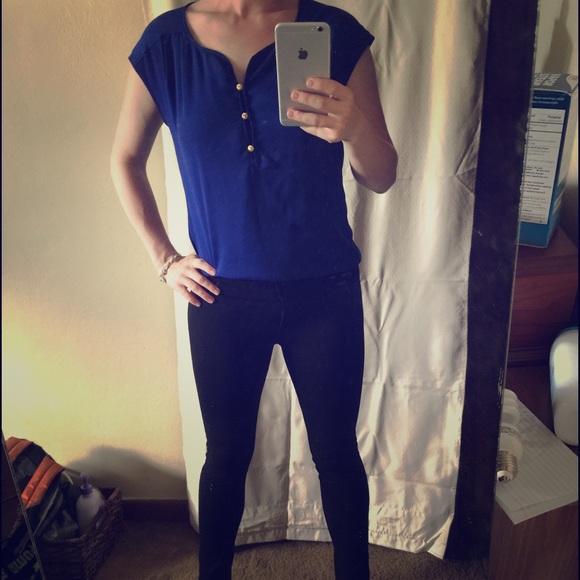 Cobalt blue shift top