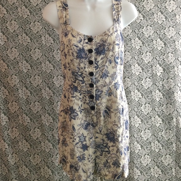 Boutique forever 21 jumpsuit front botton