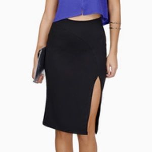 Tobi reaching high notes skirt midi with slit