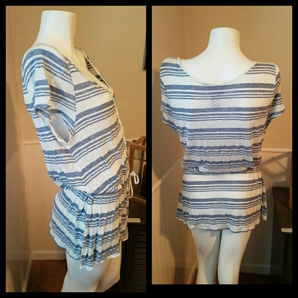 SOLD Final Sale Ending Soon 💲Calvin Klein top - Picture 4 of 4