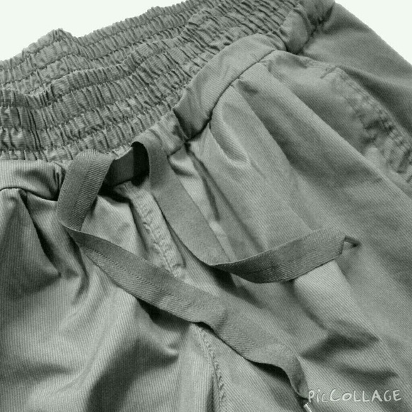 SOLD Lululemon Grey Drawstring Pants,  Size 8 - Picture 2 of 4