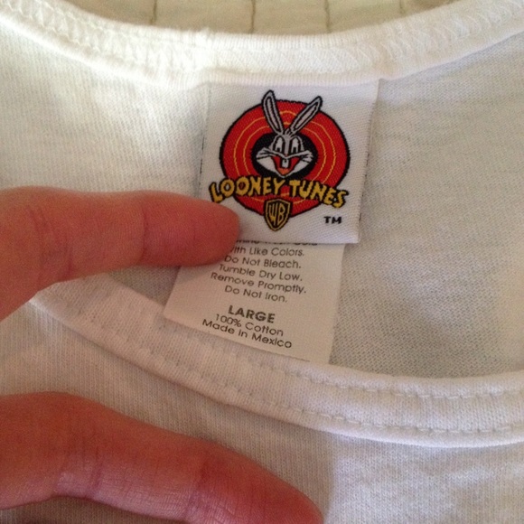 Vintage 90s looney tunes muscle tank - Picture 4 of 4
