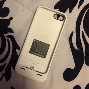 iPhone 5 mophie charging and space case