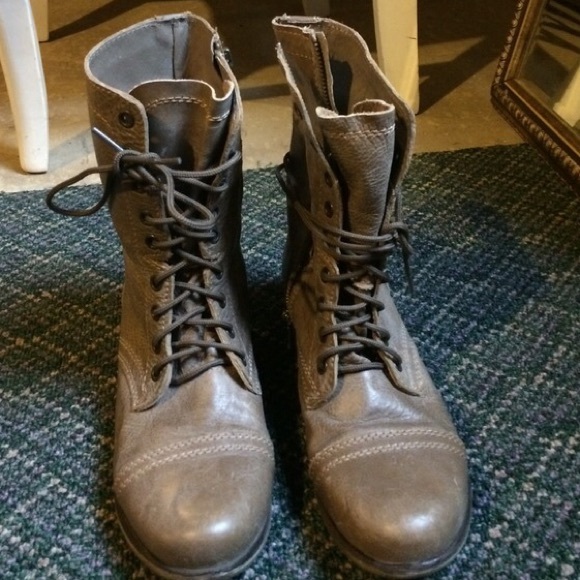 Steve Madden Troopa Combat Boots - Picture 2 of 4