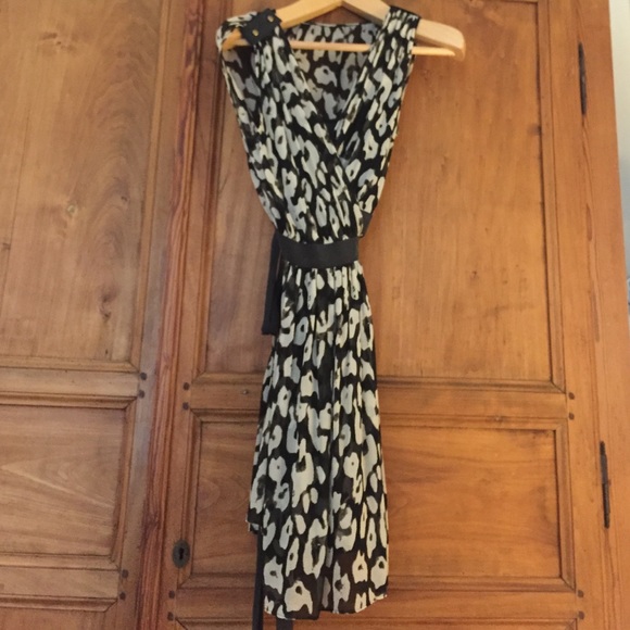 Sz 6 Club Monaco Sheer Wrap Dress with Slip
