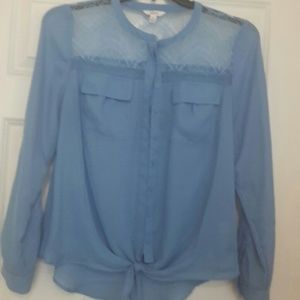 candies blue blouse