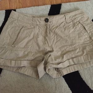 Forever 21 khaki shorts