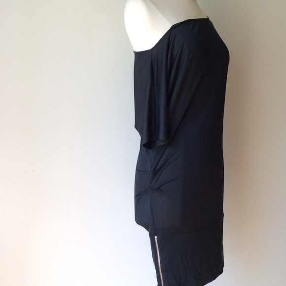 Marciano off shoulder dress - Picture 3 of 4