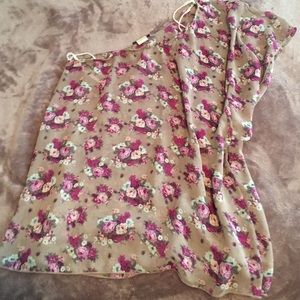 Cute one shoulder tank