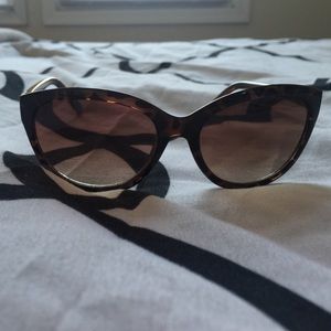 Nine West Tortoise Shell sunglasses