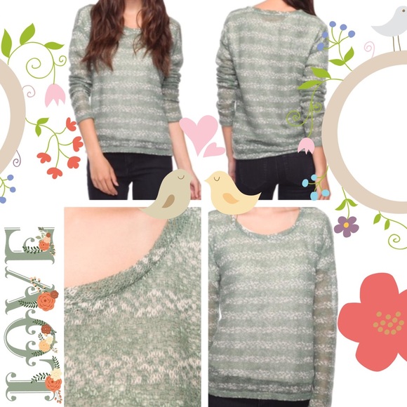 🆕🎉BNWT Forever 21 long sleeves Knit top🎉