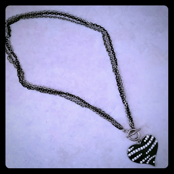 Black heart necklace with rhinestones♥