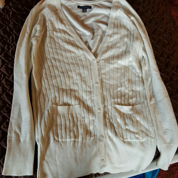 American Eagle cardigan