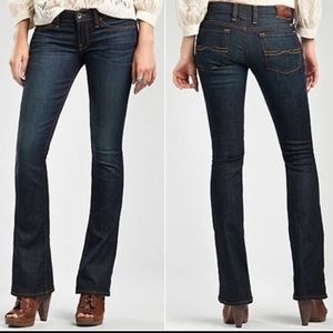 Lucky Brand Charlie Straight Leg Jeans size 30