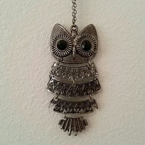 Super cute owl necklace