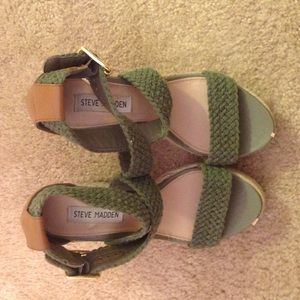 Steve Madden Skylar wedges