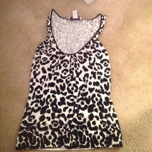 Leopard tank