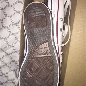 New with box converses!!! I got them too small:(