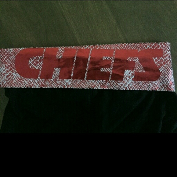 PINK, Chiefs yoga pants