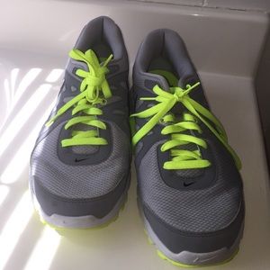 Men's Nikes shoes