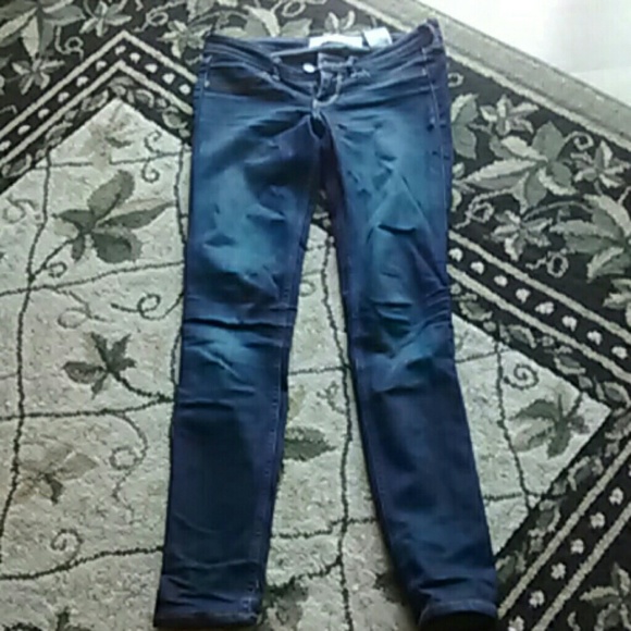 Hollister skinny jeans