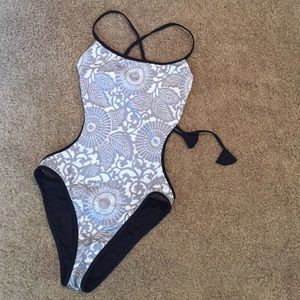 Lululemon Athletica Swim Suit 6