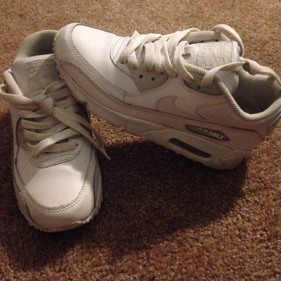 Air max 90s - Picture 2 of 3