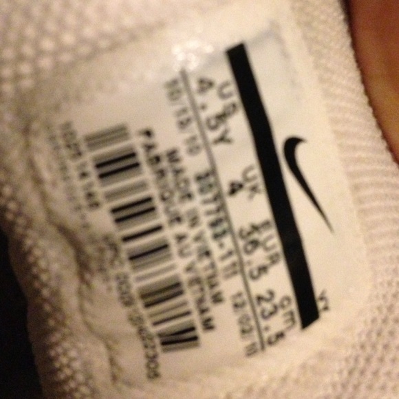 Air max 90s - Picture 3 of 3