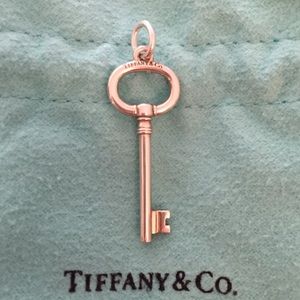 Tiffany oval key pendant Authentic