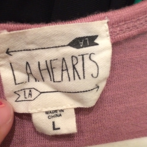 La hearts shirt - Picture 2 of 3