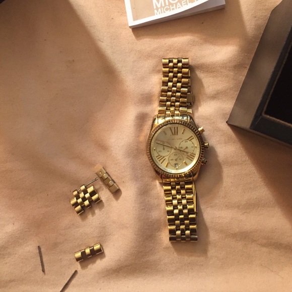 Watch - Picture 3 of 3