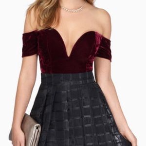 Tobi Fall off Shoulder Velour Top-Burgundy