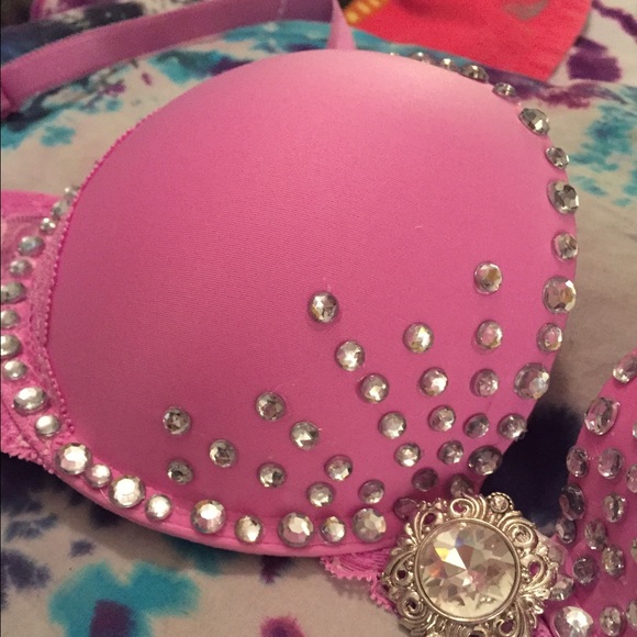 Purple Crystal Rave Bra! - Picture 2 of 4