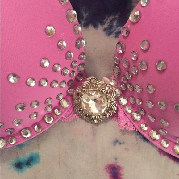 Purple Crystal Rave Bra! - Picture 3 of 4