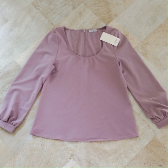 🎉🎉 NWT Tobi Less is Amour Blouse in Mauve🎉🎉 - Picture 3 of 4