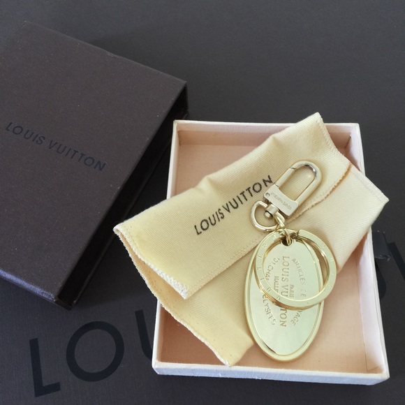 Louis Vuitton voyage bag charm key holder