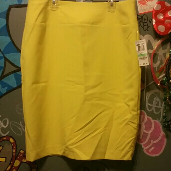 Midi pencil skirt
