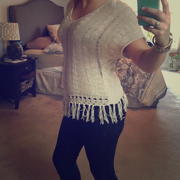 Knit Shirt with Fringe