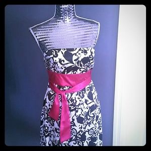 Black, white damask print strapless dress