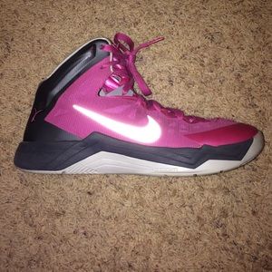 Women's Nike basketball shoes