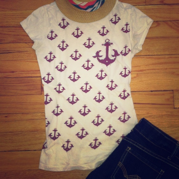 Forever 21 Tops - ⚓️⚓️ F21 anchor graphic tee