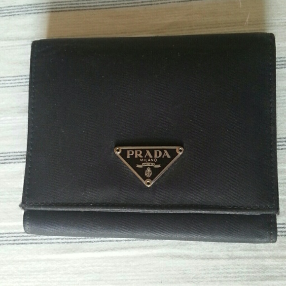Authentic Prada Black Steffiano Card Wallet $70