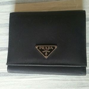 Authentic Prada Black Steffiano Card Wallet $70