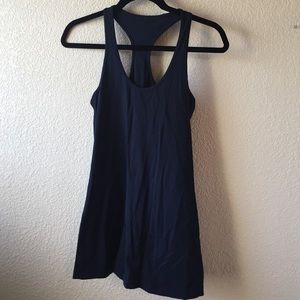 Lululemon Athletica CRB 8