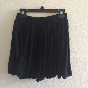 black flowy skirt