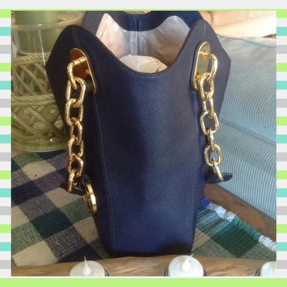 SOLD - Picture 3 of 3