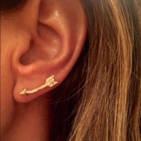 Arrow Ear-Crawlers