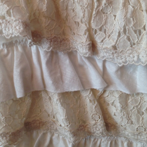 Self Tie Ruffle Top - Picture 2 of 4