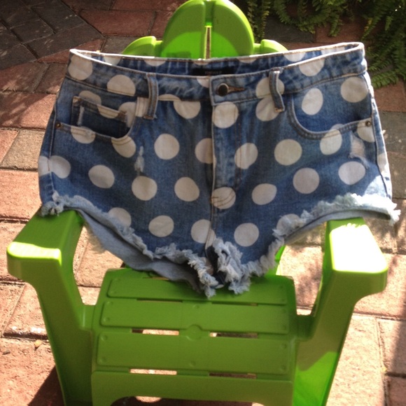 Forever 21 Pants - Forever21 Distressed polka dot jean shorts