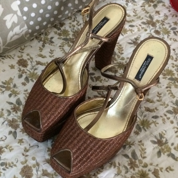 Dolce & Gabbana Shoes - Dolce Gabbana peep toe pumps